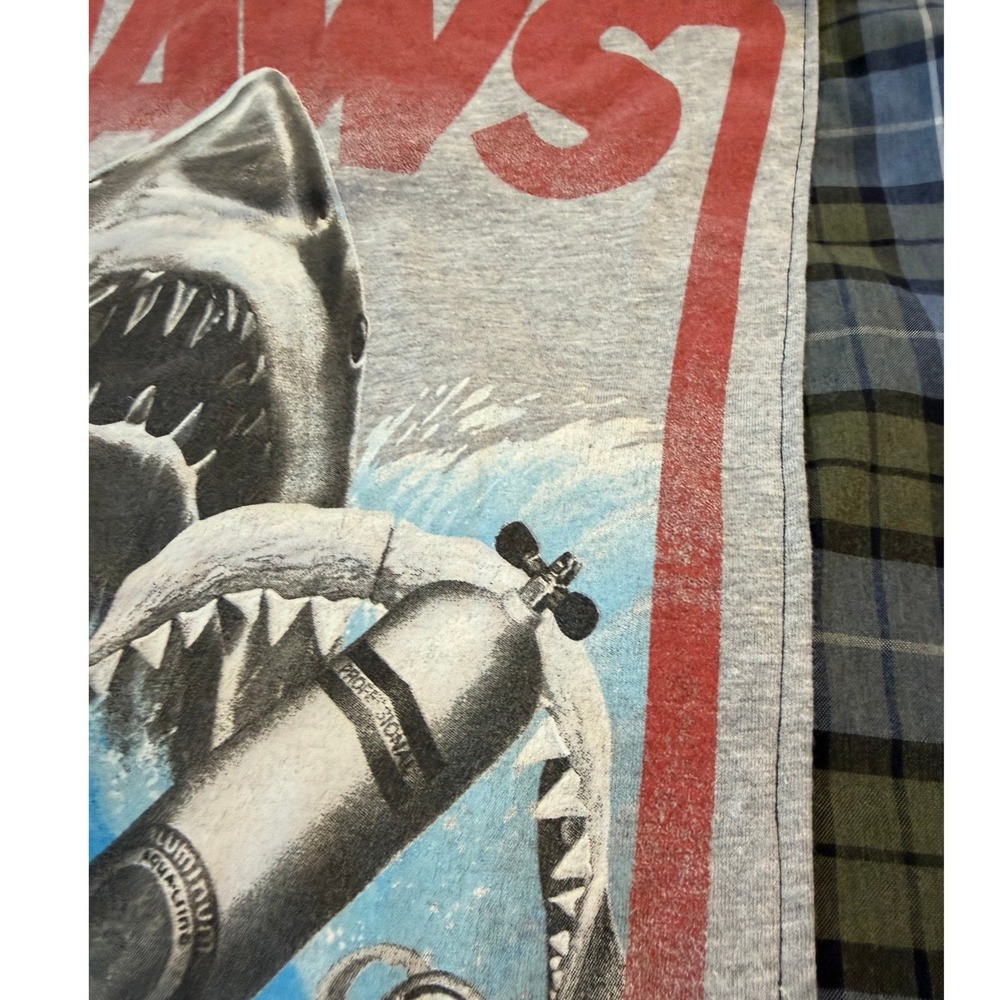 American Eagle Upcycled Flannel Plaid Jaws Custom Sewn Graphic Mens Large L - Picture 4 of 6